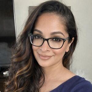 Meet your Posher, Ramya